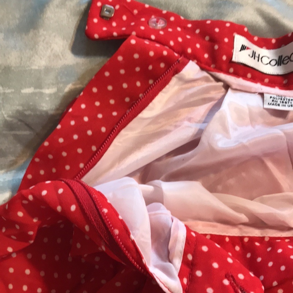 JH Collectibles Women's Pleated A-Line Skirt Red Polka Dot Size 4 - Picture 10 of 10